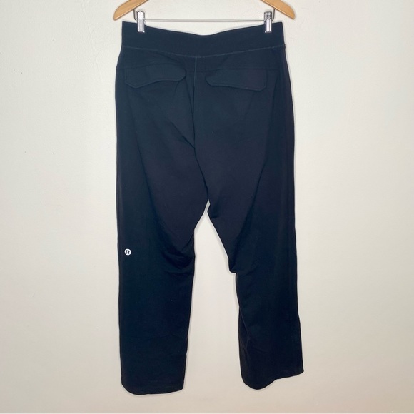 Lululemon Kung Fu Black Sweatpants - Picture 4 of 8